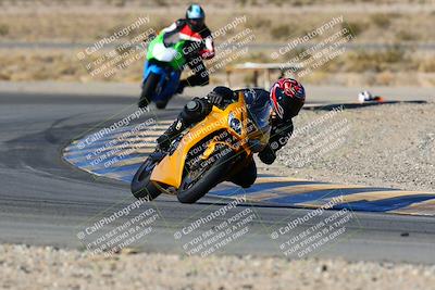 media/Jan-09-2022-SoCal Trackdays (Sun) [[2b1fec8404]]/Turn 11 (935am)/